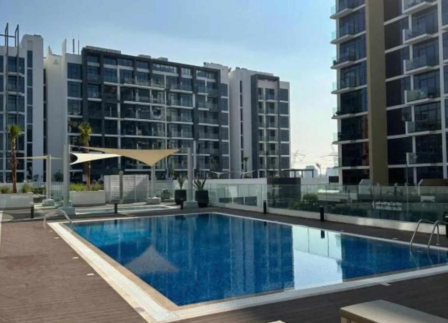 Charming 1Br Apartment In Azizi Gardens Nad Al Sheba By Deluxe Holiday Homes دبي