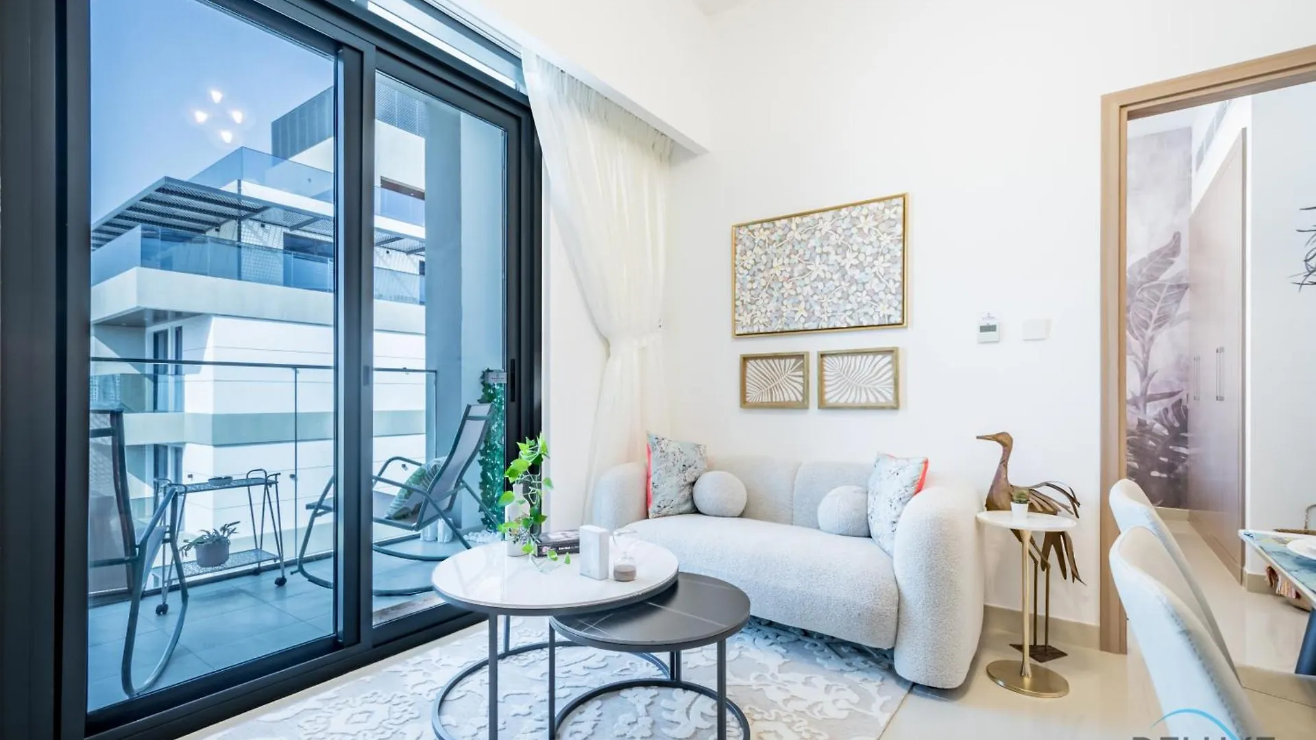 Charming 1Br Apartment In Azizi Gardens Nad Al Sheba By Deluxe Holiday Homes دبي الإمارات العربية المتحدة
